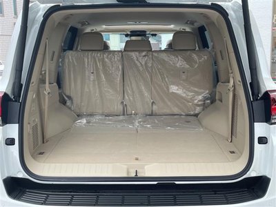 2023 Toyota LAND CRUISER 300 — миниатюра 14
