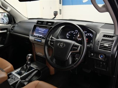 TOYOTA LAND CRUISER PRADO - 6