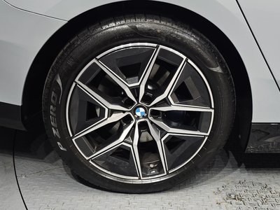 صورة 6 لـ 2026 BMW 5 SERIES