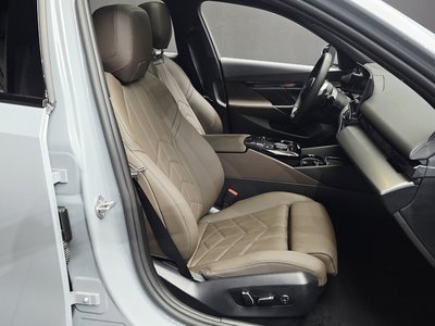 2026 BMW 5 SERIES 缩略图 12
