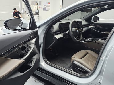 صورة 10 لـ 2026 BMW 5 SERIES