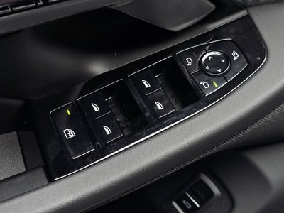 2026 BMW 5 SERIES 缩略图 15