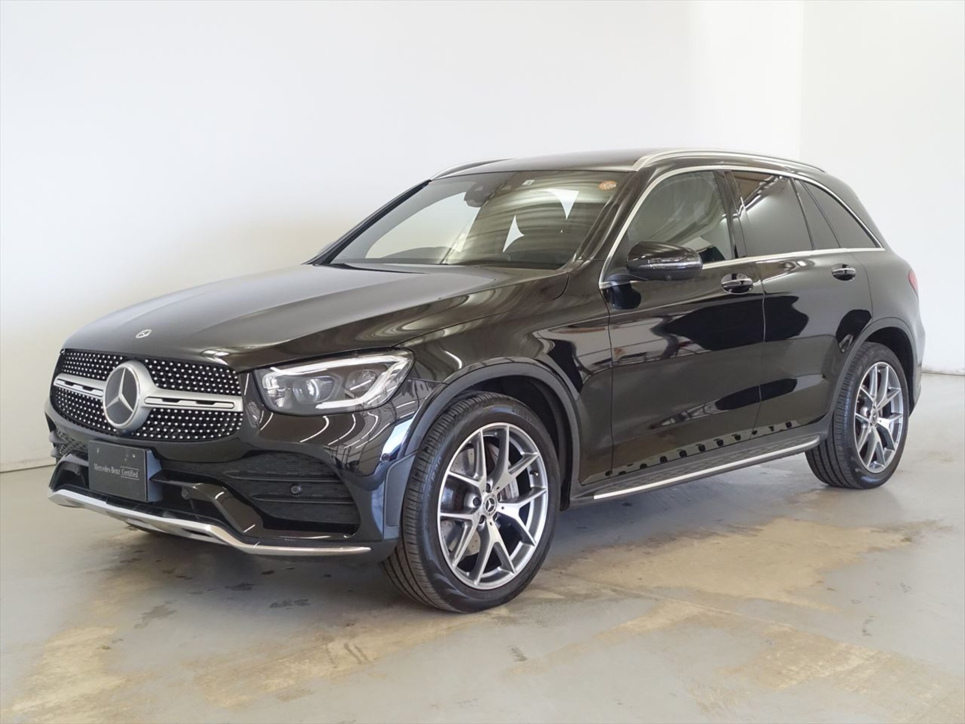 MERCEDES-BENZ GLC - View 1