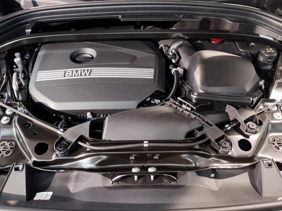 2025 BMW X1 — миниатюра 12