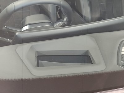 2025 BMW X1 — миниатюра 16