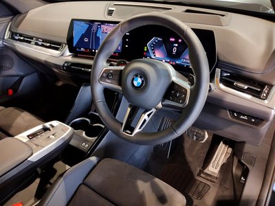 2025 BMW X1 — миниатюра 38