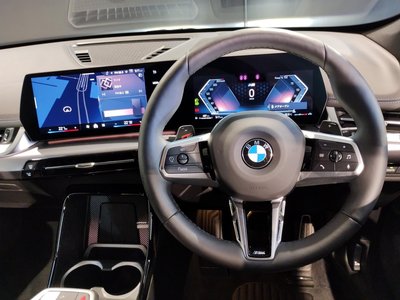 2025 BMW X1 — миниатюра 40