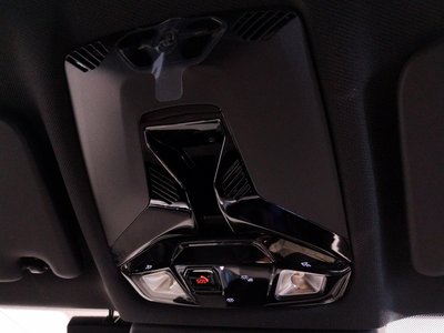 2025 BMW X1 — миниатюра 77