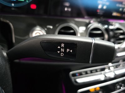 MERCEDES-BENZ E-CLASS - 9