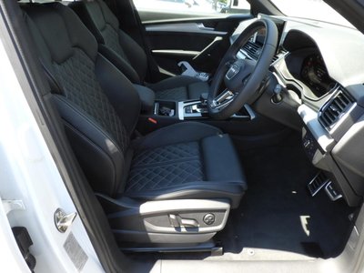 صورة 17 لـ 2025 AUDI Q5 SPORTBACK