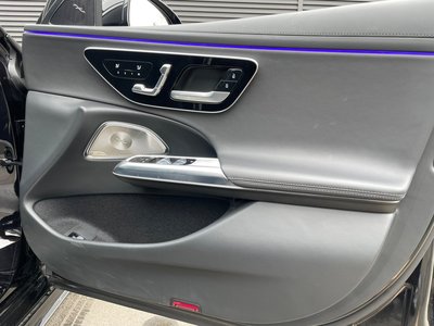 MERCEDES-BENZ E-CLASS - 9