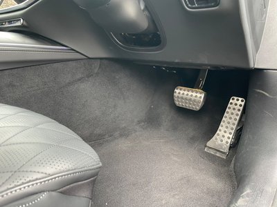 MERCEDES-BENZ E-CLASS - 7