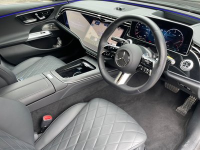 MERCEDES-BENZ E-CLASS - 8