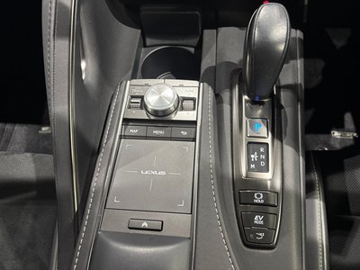 صورة مصغرة 20 لـ 2018 Lexus LC