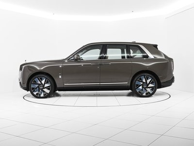 ROLLS-ROYCE CULLINAN - 7