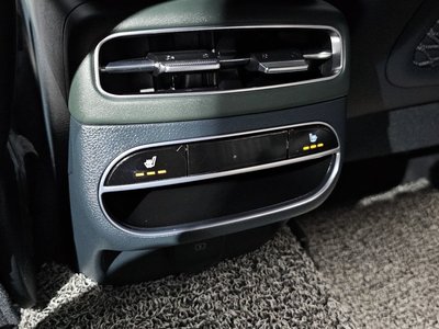 2021 Genesis GV70 — миниатюра 25