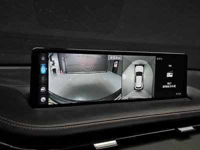 2021 Genesis GV70 — миниатюра 20