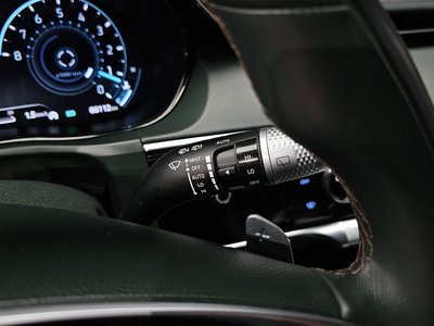 2021 Genesis GV70 — миниатюра 24