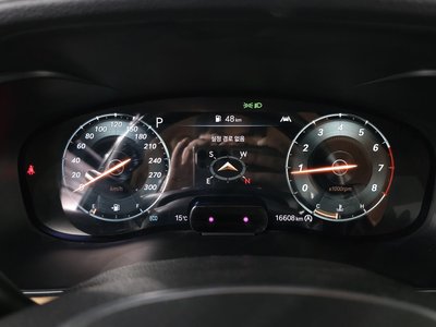 صورة 8 لـ 2021 Genesis THE NEW G70