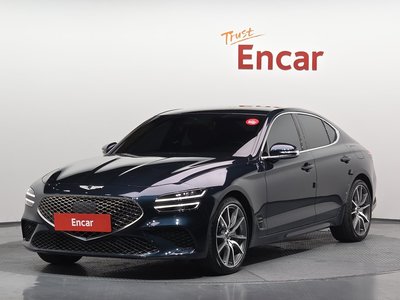 صورة 1 لـ 2021 Genesis THE NEW G70