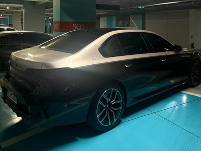 BMW 7 SERIES - 3