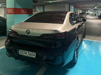 BMW 7 SERIES - 5