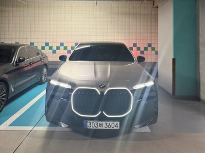 BMW 7 SERIES - 6
