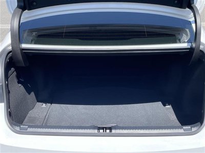 صورة مصغرة 17 لـ 2022 Lexus IS