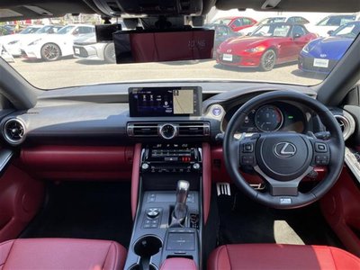 صورة مصغرة 4 لـ 2022 Lexus IS