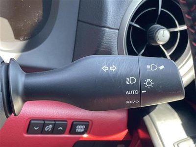 صورة مصغرة 26 لـ 2022 Lexus IS