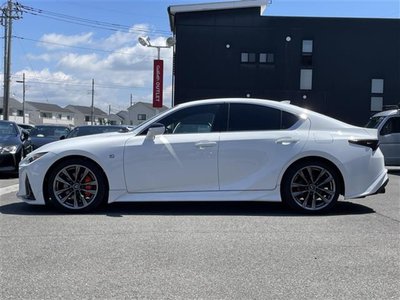 صورة مصغرة 21 لـ 2022 Lexus IS