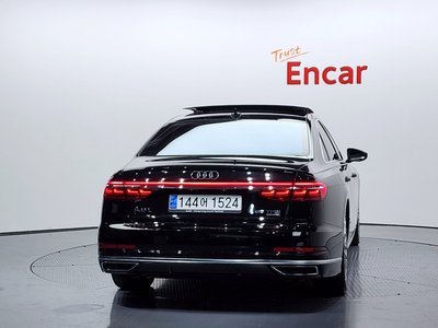 AUDI A8 - 3
