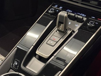 2025 Porsche 911 缩略图 32