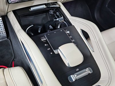 MERCEDES-BENZ GLS - 7