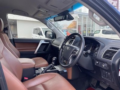 TOYOTA LAND CRUISER PRADO - 2