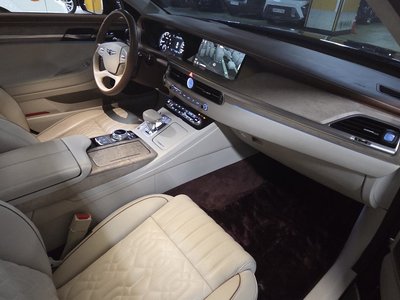 2020 Genesis G90 — миниатюра 14