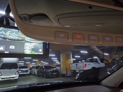 صورة 10 لـ 2020 GENESIS G90