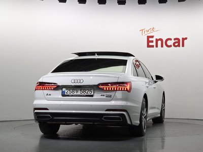 AUDI A6 - 4
