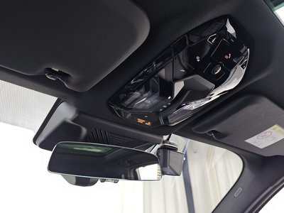 2025 BMW X3 thumbnail 25