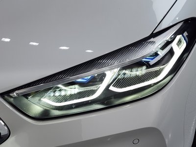 BMW 8 SERIES - 9