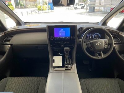 2026 Toyota ALPHARD 照片 3