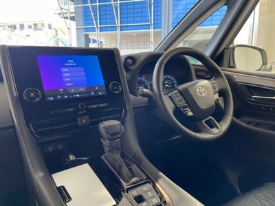 صورة مصغرة 56 لـ 2026 Toyota ALPHARD
