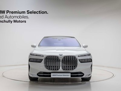 2025 BMW 7 SERIES — фото 5