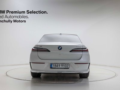BMW 7 SERIES - 2