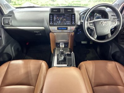 TOYOTA LAND CRUISER PRADO - 2