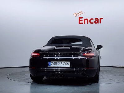 صورة 3 لـ 2019 Porsche 718