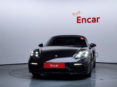 صورة 2 لـ 2019 Porsche 718