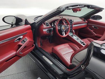 صورة 10 لـ 2019 Porsche 718