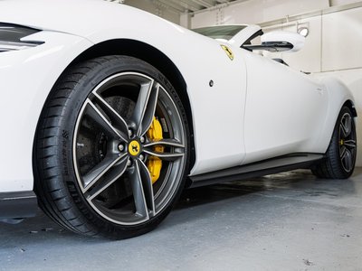 2025 Ferrari ROMA SPIDER thumbnail 33