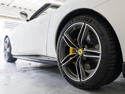2025 Ferrari ROMA SPIDER thumbnail 36
